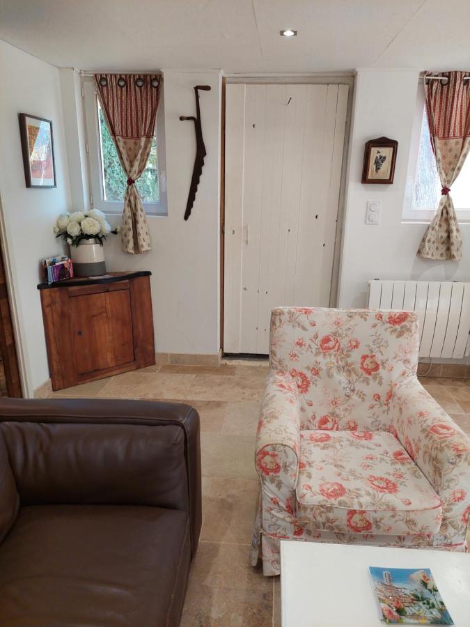 Ferienwohnung L'Etang Des Cigales Uchaux Exterior foto